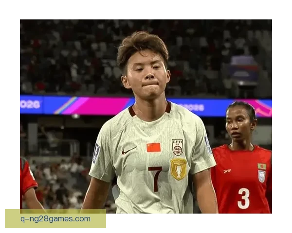 王霜亚洲杯带伤拼搏奋战展现坚韧不拔精神为中国女足争光 王霜亚洲杯带伤拼搏奋战展现坚韧不拔精神为中国女足争光